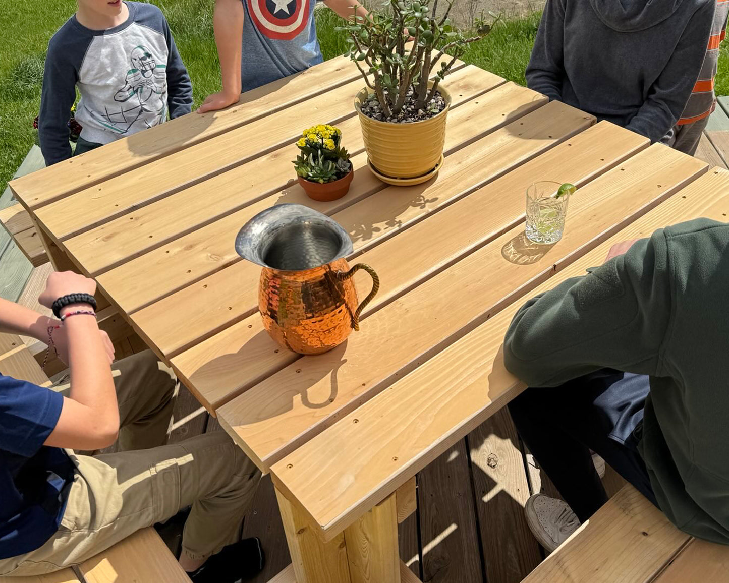 Picnic Perfect: Your New Favorite Outdoor Table